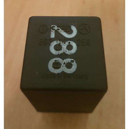 893906258