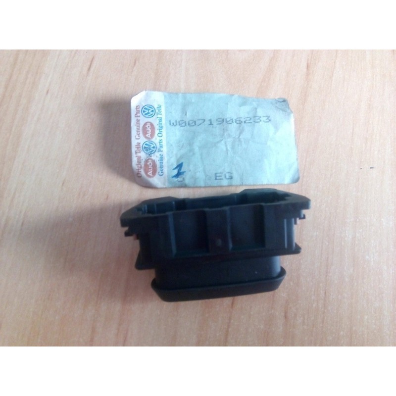 '071906233' - flat contact housing '071906233' - flat contact housing