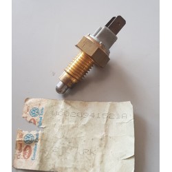 020941521A interruptor luz marcha atras original vw clasicos